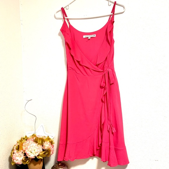 cupcakes and cashmere NWT Pink Catana Wrap Dress S - Picture 4 of 14